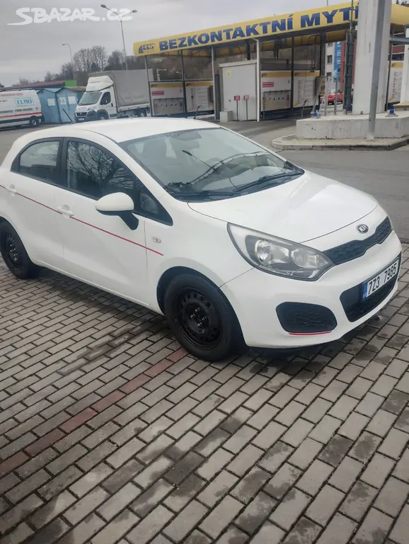 Lpg + benzín. Kia Rio